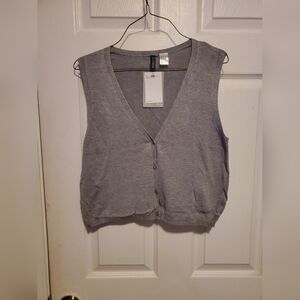 Gray Button-Up Vest Thin Soft Material
